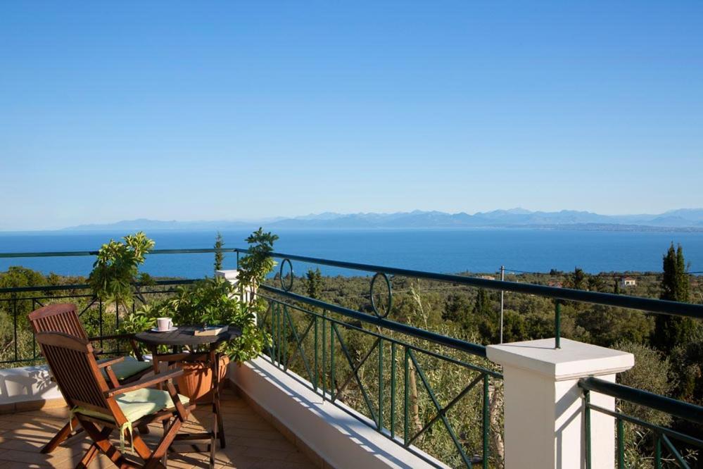 Villa Belvedere Verde Tsoukaládhes Buitenkant foto